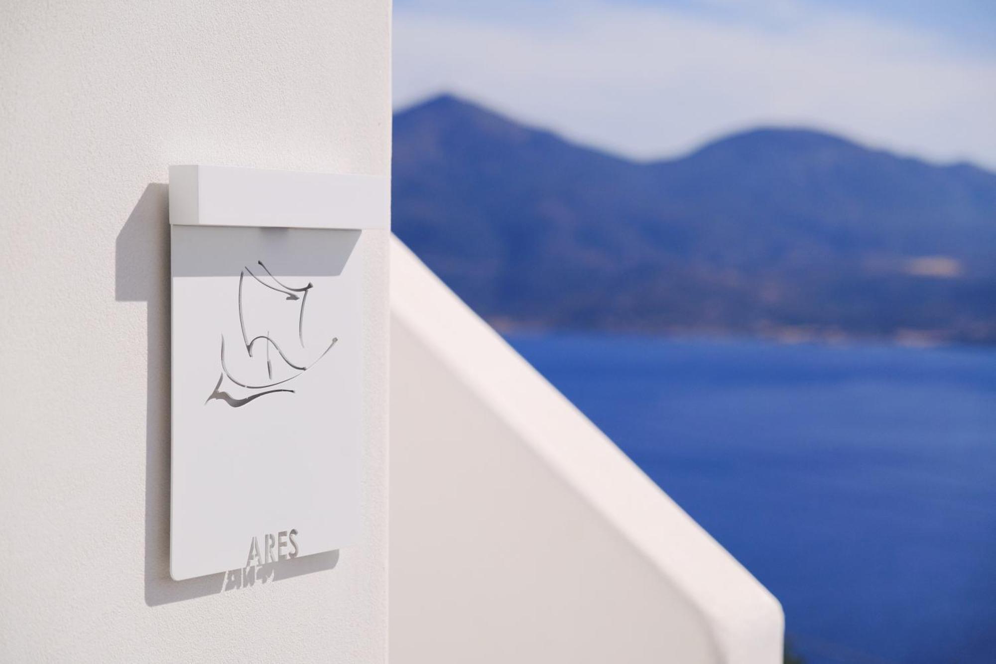 Odyssey Rock Milos Sunset Suites Plaka  Zewnętrze zdjęcie