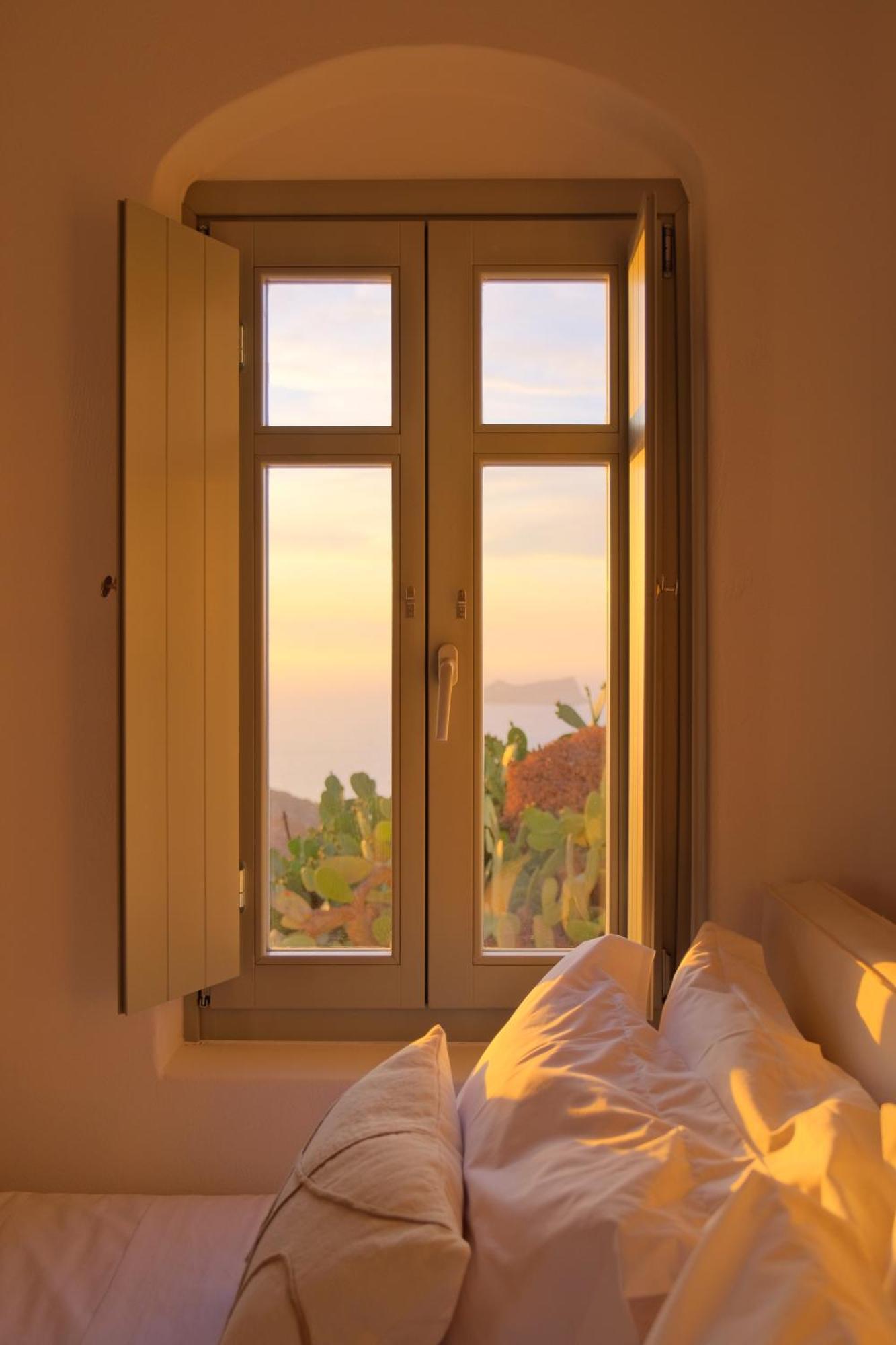 Odyssey Rock Milos Sunset Suites Plaka  Pokój zdjęcie