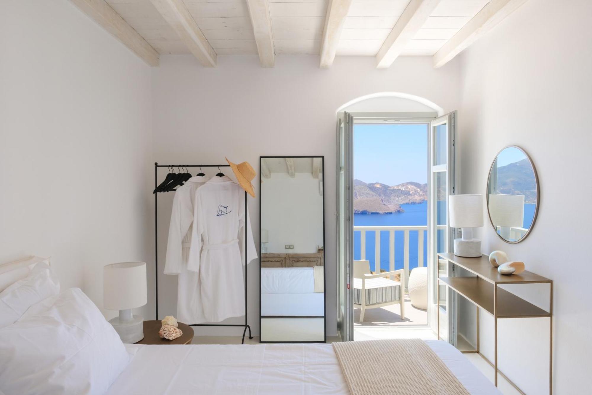 Odyssey Rock Milos Sunset Suites Plaka  Pokój zdjęcie