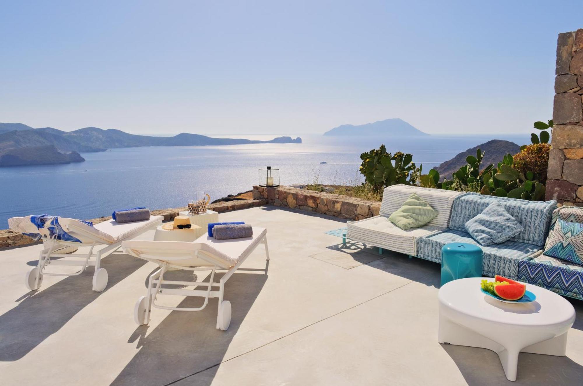 Odyssey Rock Milos Sunset Suites Plaka  Zewnętrze zdjęcie